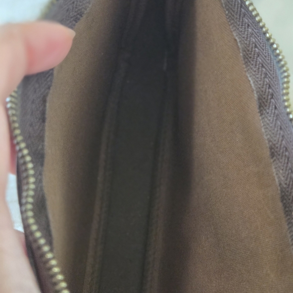 Authentic Louis Vuitton Monogram Clutch - Picture 9 of 10